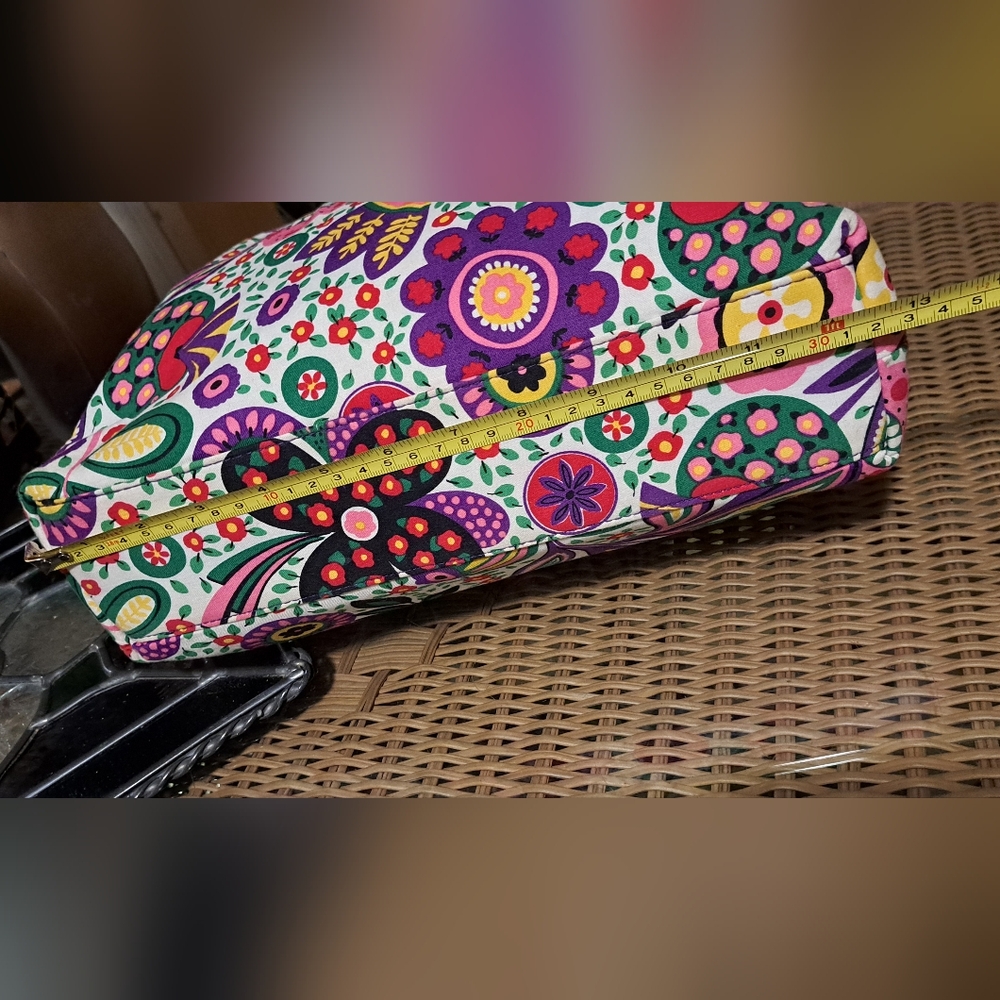 Vera Bradley Viva La Vera Floral Patterned Women's Bag. Bright Colors. - Picture 10 of 14